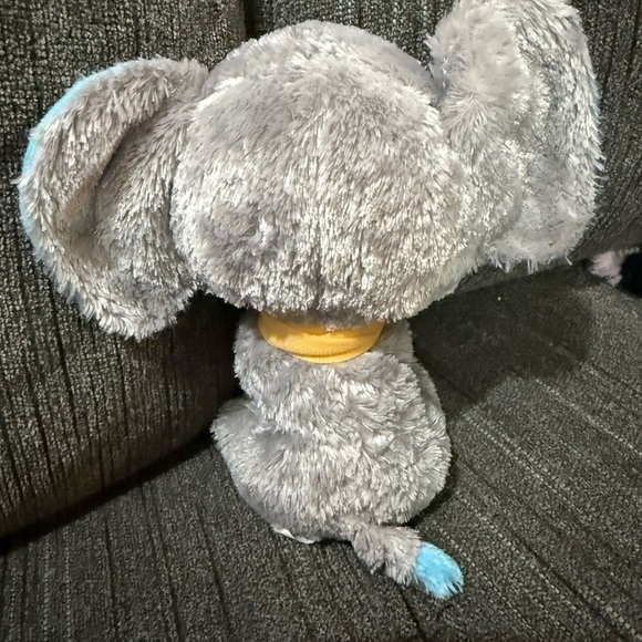 Adorable Ty Plush Elephant Peanut - Picture 4 of 6